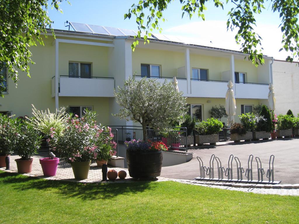 Pension Schmidt Podersdorf am See Εξωτερικό φωτογραφία